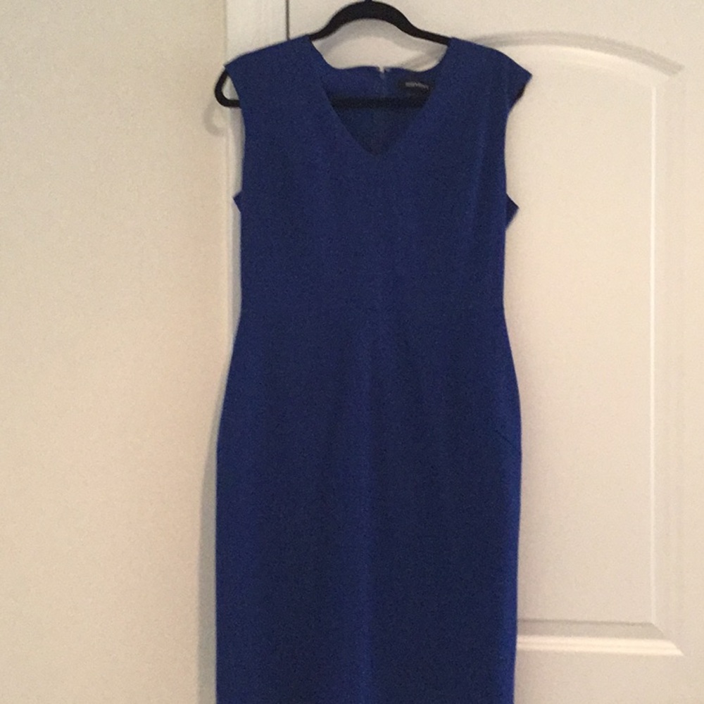 Ellen Tracy Royal Blue sleeveless dress Size 8